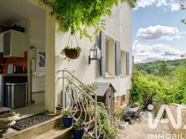 Maison 5 pièces, 117 m² à louer à Bougival 78380