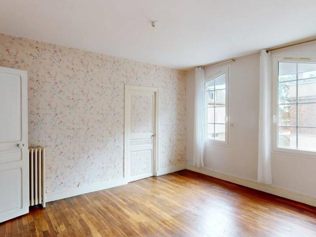 A LOUER Maison 5 pièces située à proximité de CHARTRES