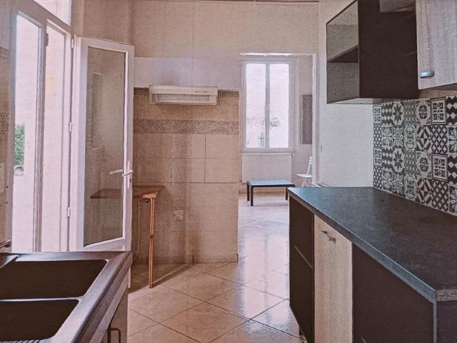 Maison 5 pièces, 118 m² à louer à Val de Virvée 33240