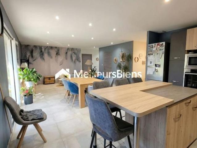 Maison 5 pièces 119 m² à Saint Pourçain sur Sioule, grand terrain