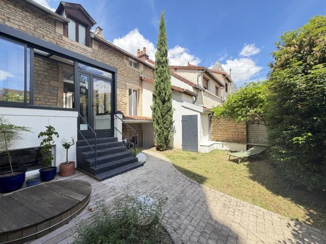 Maison 5 pièces 110 m²