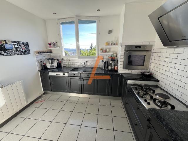 Maison 6 pièces 110 m²
