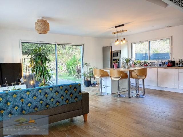 Maison 5 pièces 110 m²