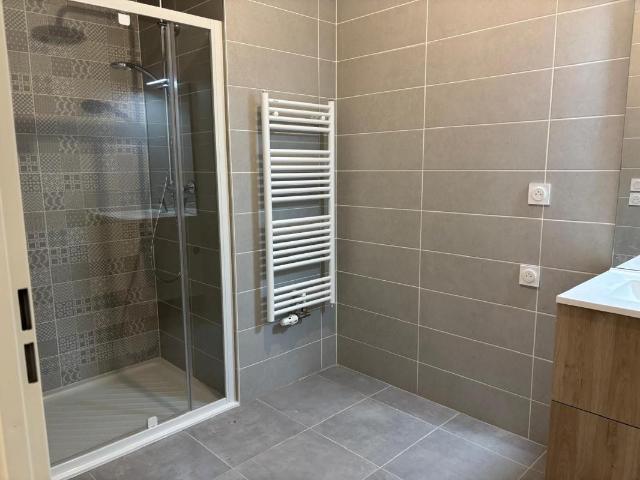 Maison 5 pièces, 110 m² à louer à Bordeaux 33100