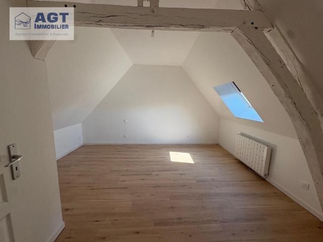Maison 5 pièces, 110 m² à louer à Lachapelle aux Pots 60650