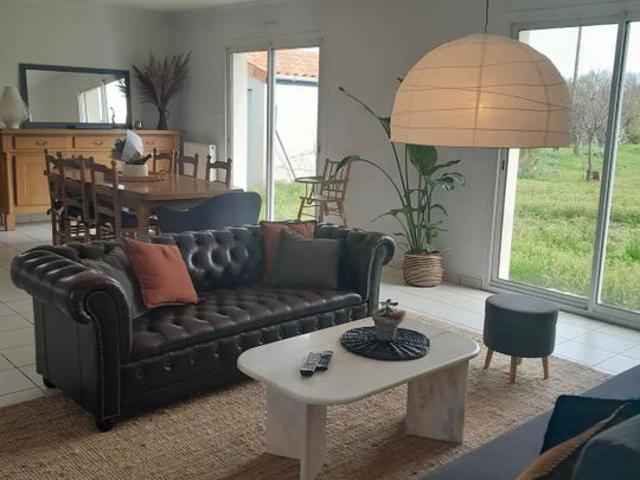 Maison 5 pièces, 110 m² à louer à Sainte Luce sur Loire 44980