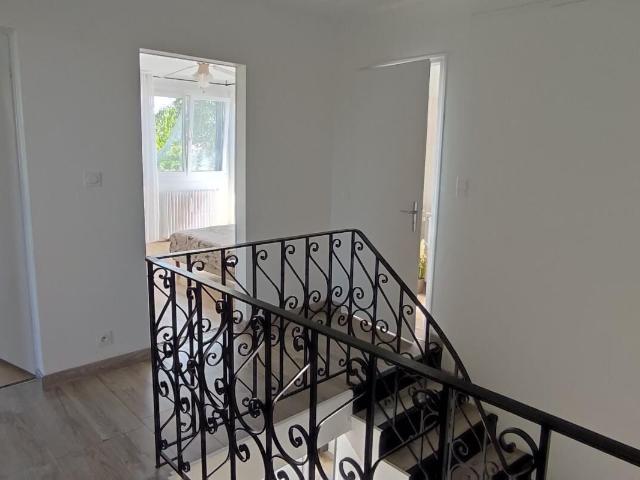 Maison 5 pièces, 110 m² à louer à Vic en Bigorre 65500