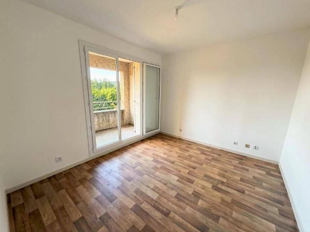 Maison 5 pièces – 110 m² – Le Teil – rue des Cades