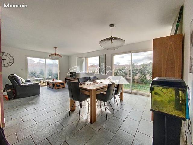 Maison 5 pièces 111 m²
