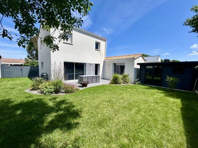 Maison 5 pièces 111 m²