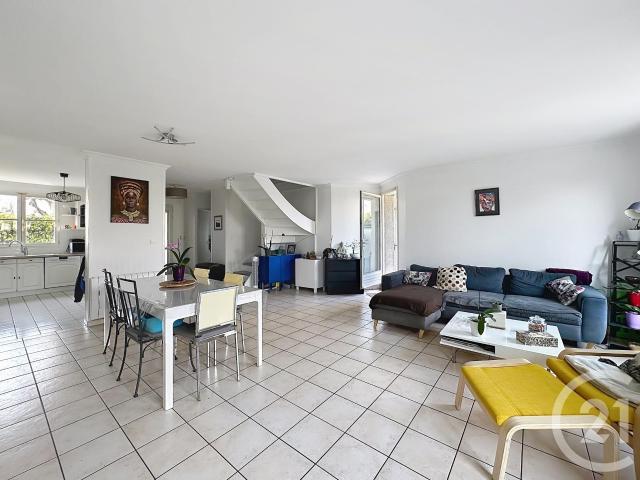 Maison 5 pièces 111 m²