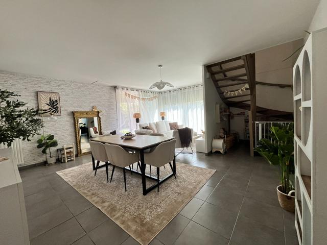 Maison 5 pièces 111 m²