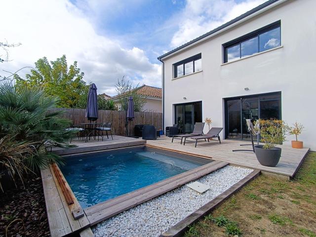 Maison 5 pièces 111 m²