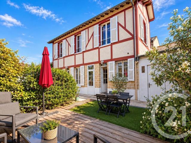 Maison 5 pièces 104 m²