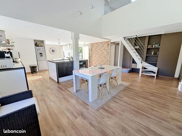 Maison 5 pièces 111 m²