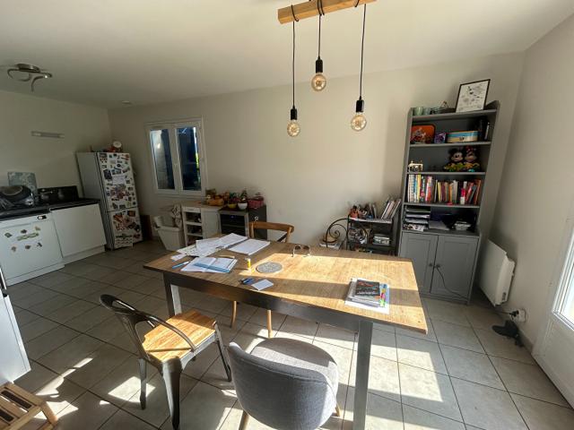 Maison 5 pièces, 111 m² à louer à Ibos 65420