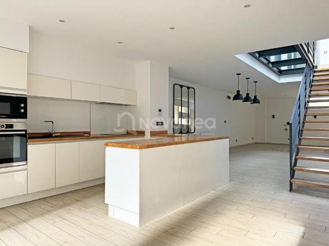 Maison 5 pièces, 112 m² à louer à Pau 64000