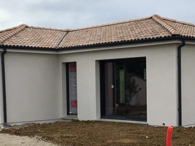 Maison 5 pièces, 112 m² à louer à Roaillan 33210
