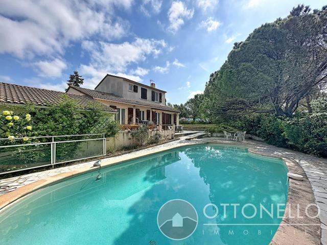 Maison 5 pièces 126 m²