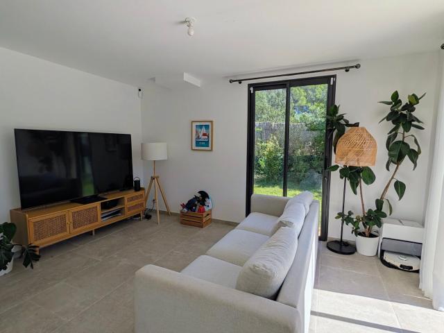 Maison 5 pièces, 125 m² à louer à Éguilles 13510