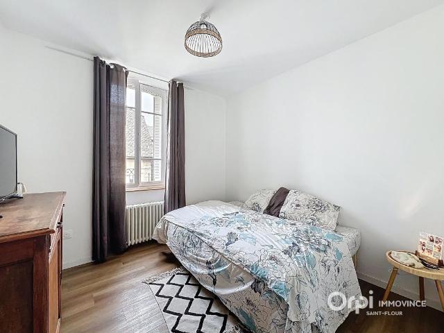 Maison 5 pièces, 125 m² à louer à Paulhac 15430