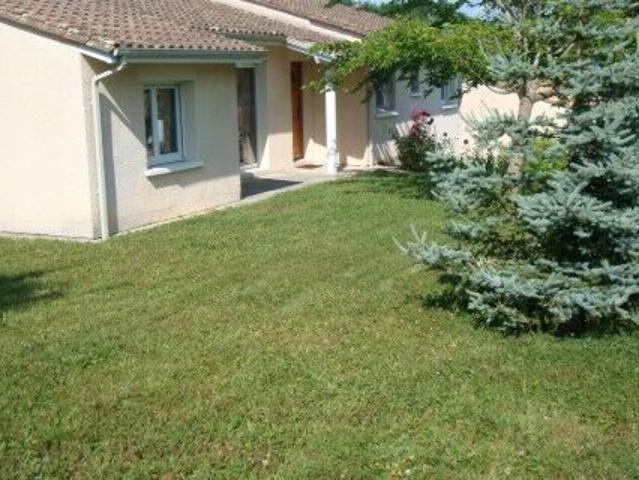Maison 5 pièces, 125 m² à louer à Sallebœuf 33370