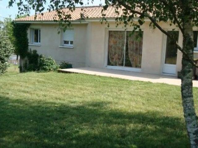 Maison 5 pièces, 125 m² à louer à Sallebœuf 33370