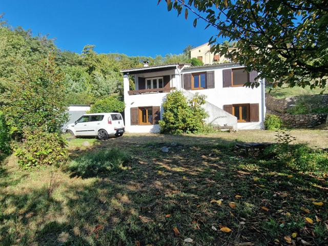Maison 5 pièces 126 m²