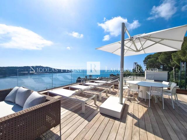 Maison 5 pièces, 126 m² à louer à Nice 06300