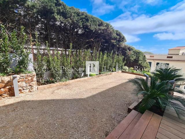 Maison 5 pièces, 126 m² à louer à Nice 06300