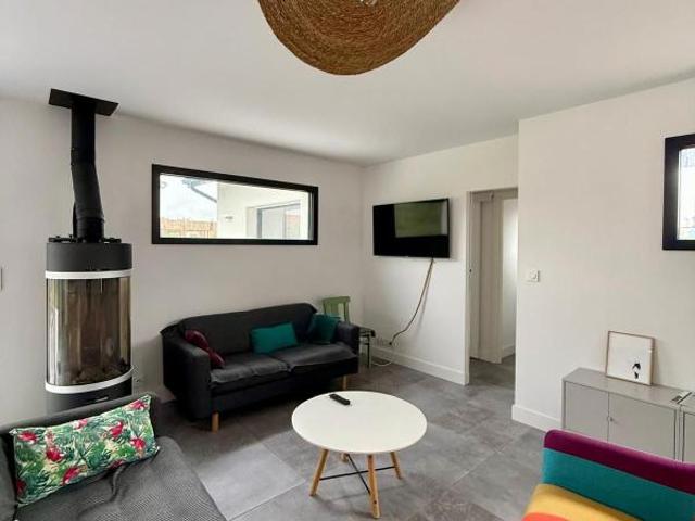 Maison 5 pièces, 127 m² à louer à Angresse 40150