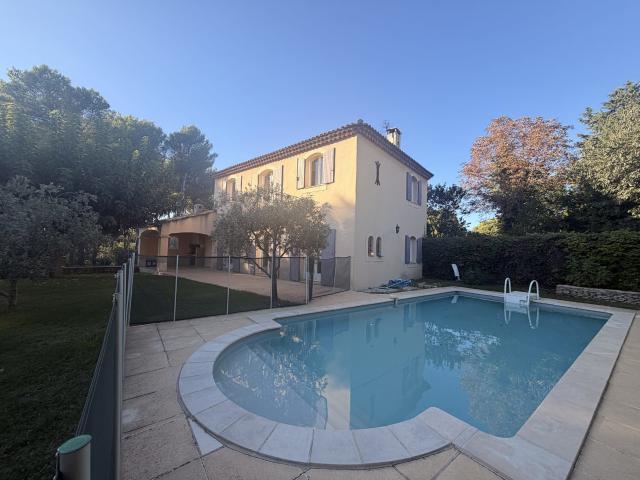 Maison 5 pièces 128 m²