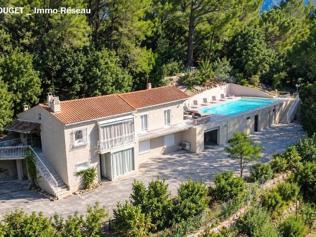Maison 5 pièces 128 m²