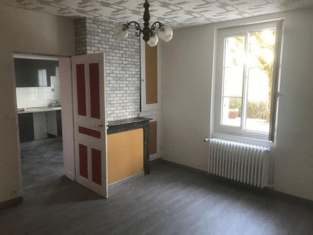 Maison 5 pièces, 128 m² à louer à Amboise 37400