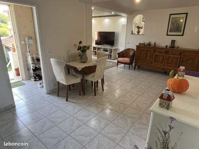 Maison 5 pièces 120 m²