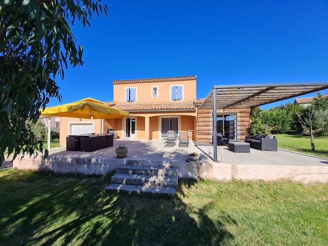 Maison 5 pièces 120 m²