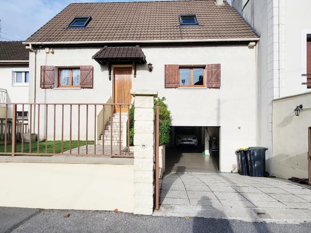 Maison 5 pièces 120 m²