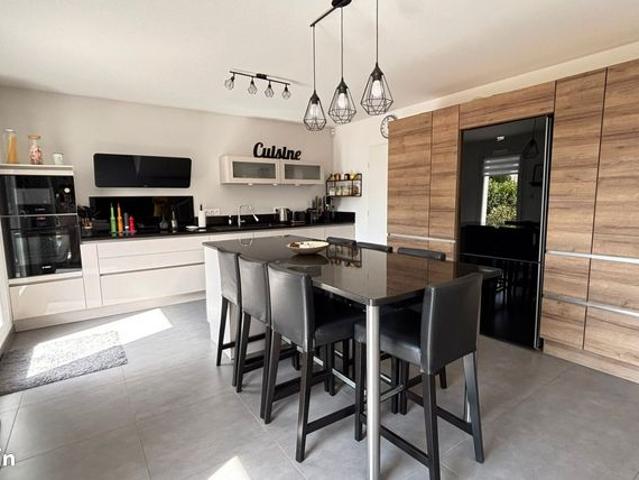 Maison 5 pièces 120 m²