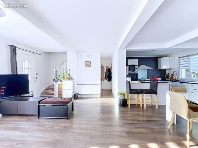 Maison 5 pièces 120 m²