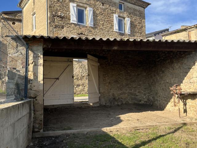 Maison 5 pièces, 120 m² à louer à Savas 07430