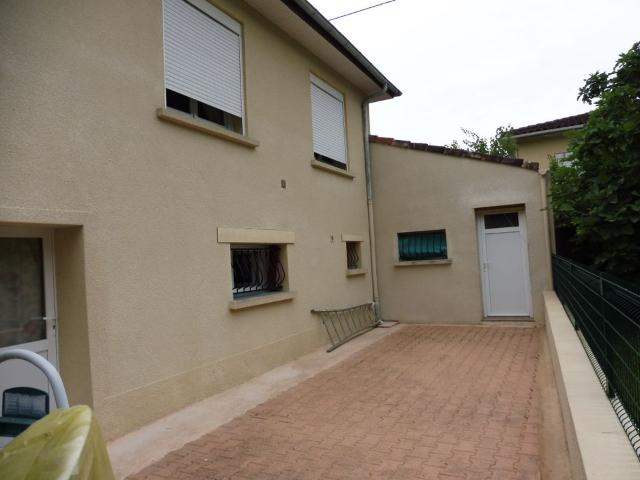 Maison 5 pièces, 120 m² à louer à Villeneuve sur Lot 47300