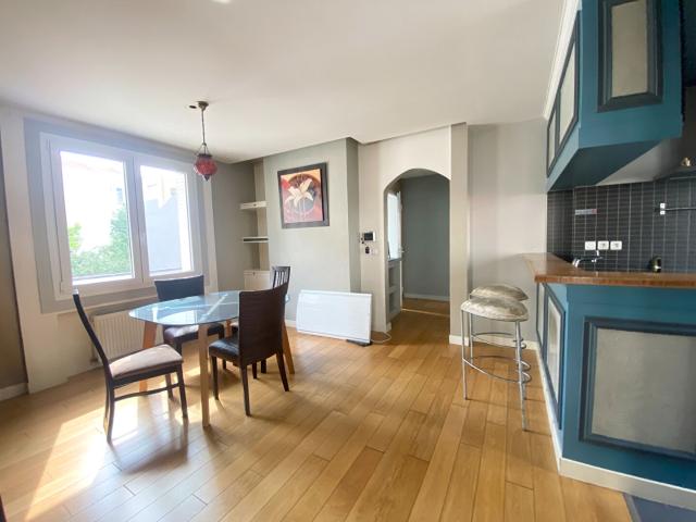 Maison 5 pièces 121 m2 Secteur Gare de Noisy le Sec RER E