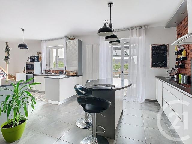Maison 5 pièces 121 m²
