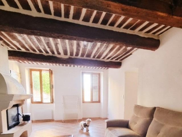 Maison 5 pièces, 121 m² à louer à Saint Cézaire sur Siagne 06530