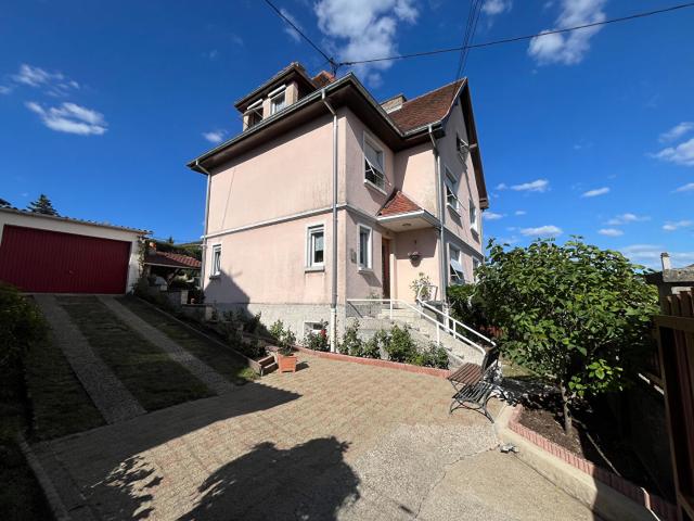 Maison 5 pièces 122 m²