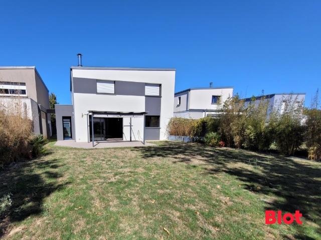 Maison 5 pièces 123 m²