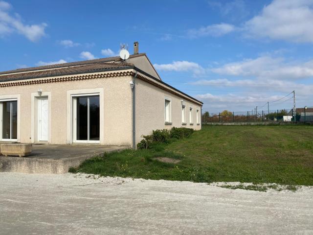 Maison 5 pièces, 134 m² à louer à Beaumont Monteux 26600