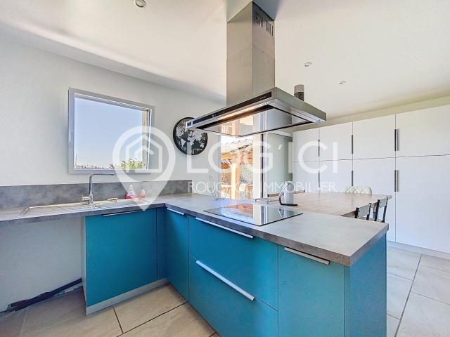 Maison 5 pièces, 134 m² à louer à Bordères 64800