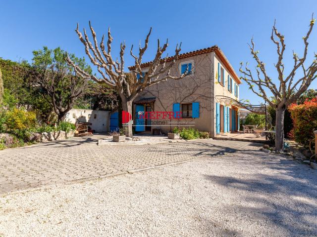 Maison 5 pièces 135 m²