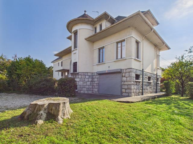 Maison 5 pièces 135 m²